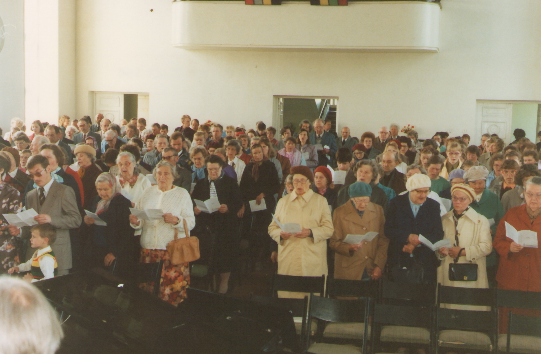 Karmeli 100. sünnipäev Rakvere Gümnaasiumi aulas